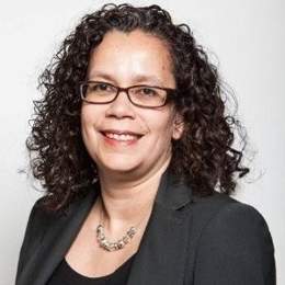 商务部新闻发言人就中方在世贸组织起诉加拿大钢铁等产品进口限制措施答记者问