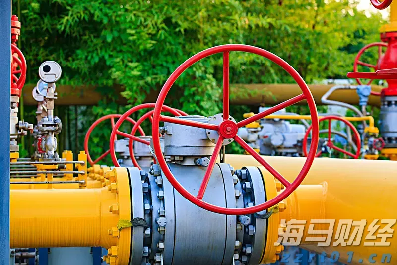 比特币突破12万美元关口 投资者关注监管新政与重磅IPO